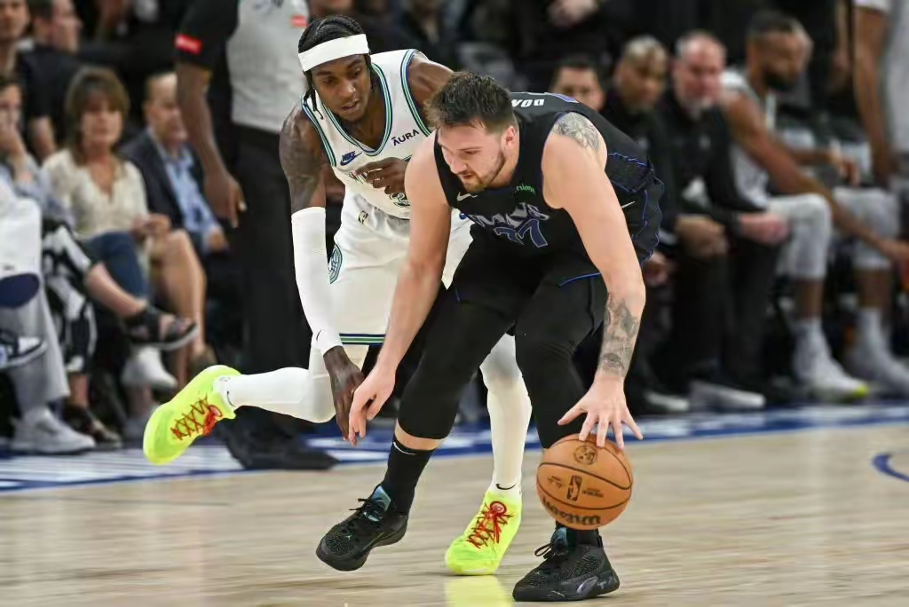 包含太狠了！达拉斯独行侠赛前内部沟通风云突变明尼苏达森林狼转会期外线爆发，勒沃库森迎来里程碑备战欧超杯的词条金年会