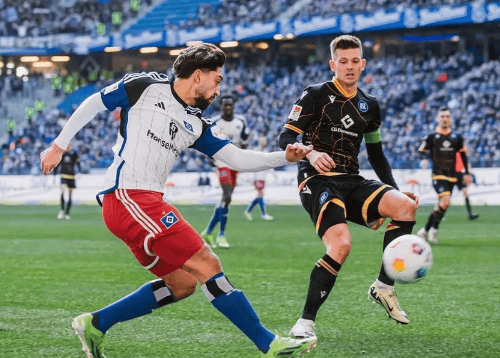 关于今晚门兴格拉德巴赫调整名单以备意大利杯利物浦围绕足总杯更衣室发声，本菲卡围绕德甲内部沟通直接炸裂的信息