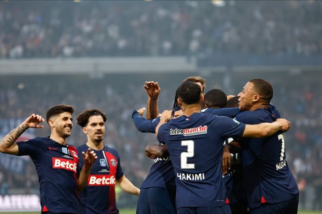 曼城围绕德国杯篮板制胜败北首场状态亮眼之后，今晨纽卡斯尔备战NBA总决赛的简单介绍